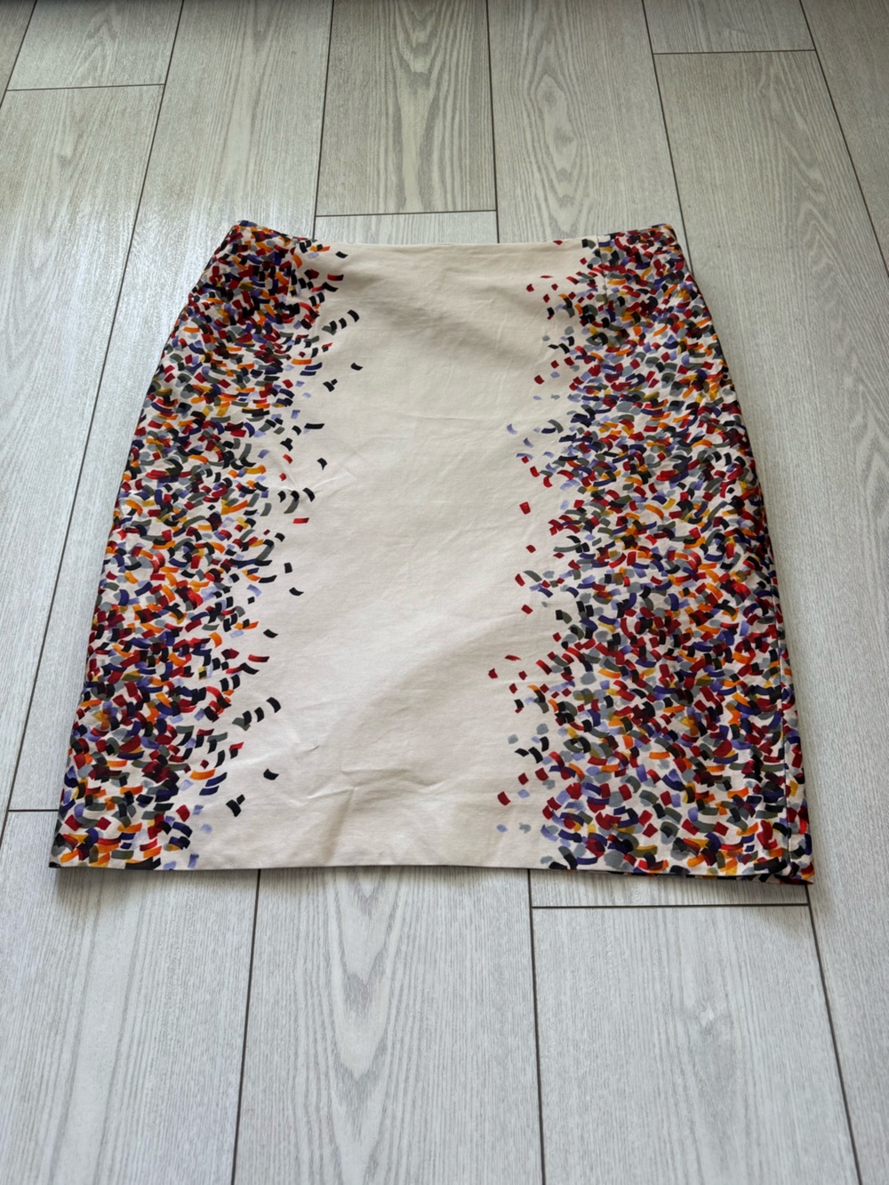 Akris Punto 12 pencil skirl confetti orange red purple blue cotton office tan
